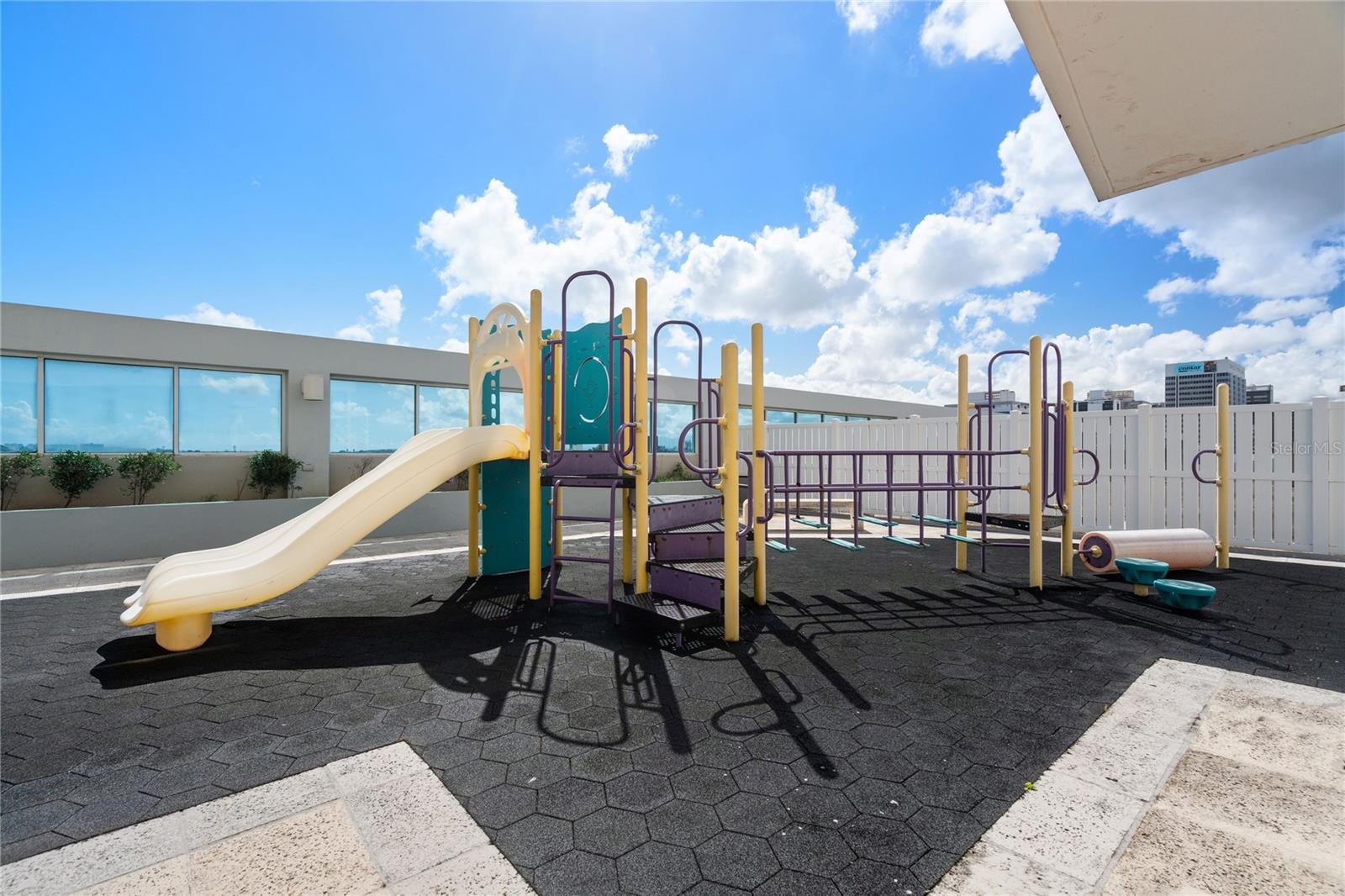 AQUABLUE - Residential Lease