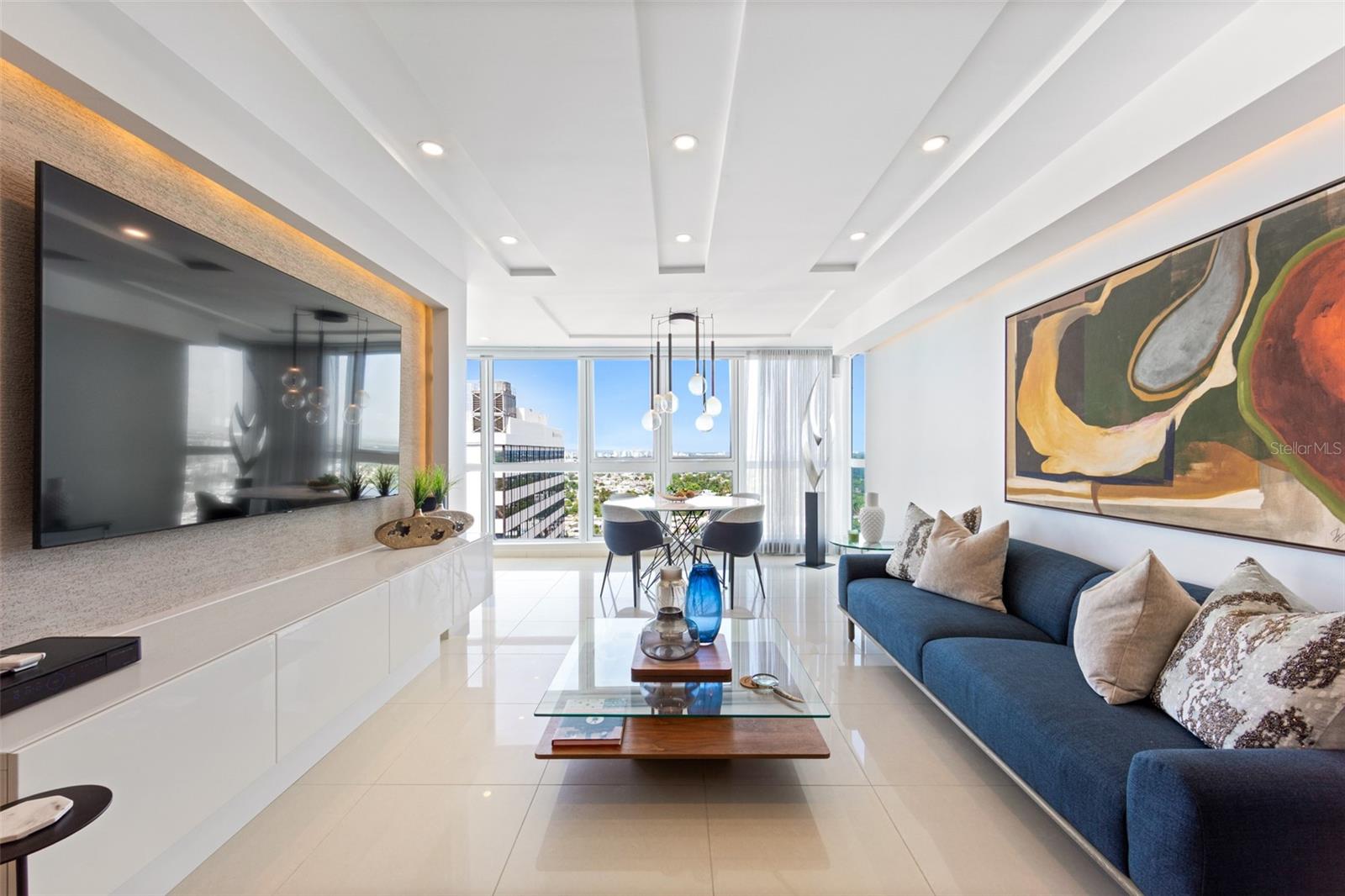 AQUABLUE - Residential Lease