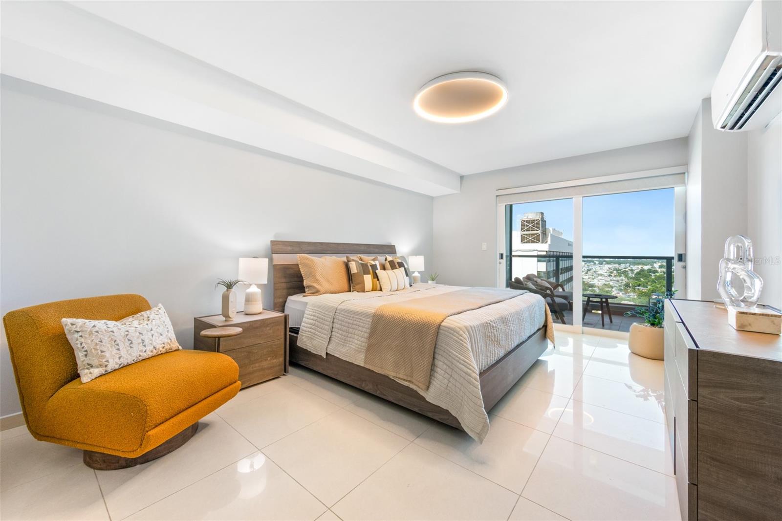 AQUABLUE - Residential Lease