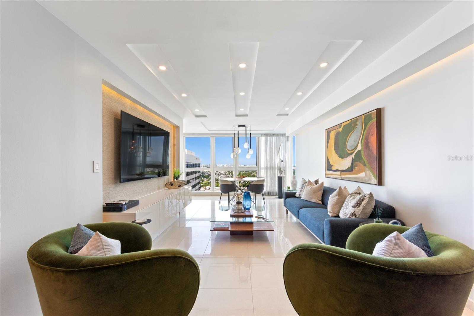 AQUABLUE - Residential Lease