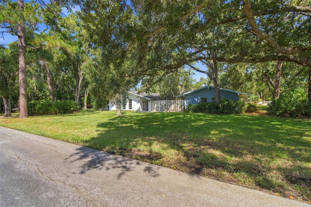 Photo of 1996 Glenn Road, Clearwater, FL 33764 (MLS # TB8553718)