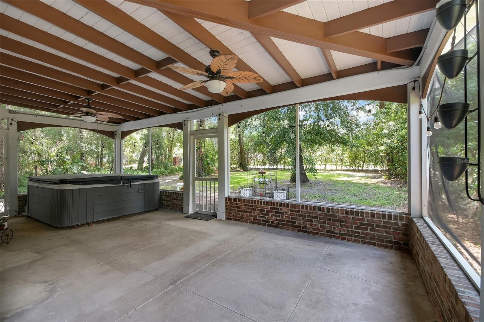 COUNTRY CREEK SOUTHRIDGE AT - Residential