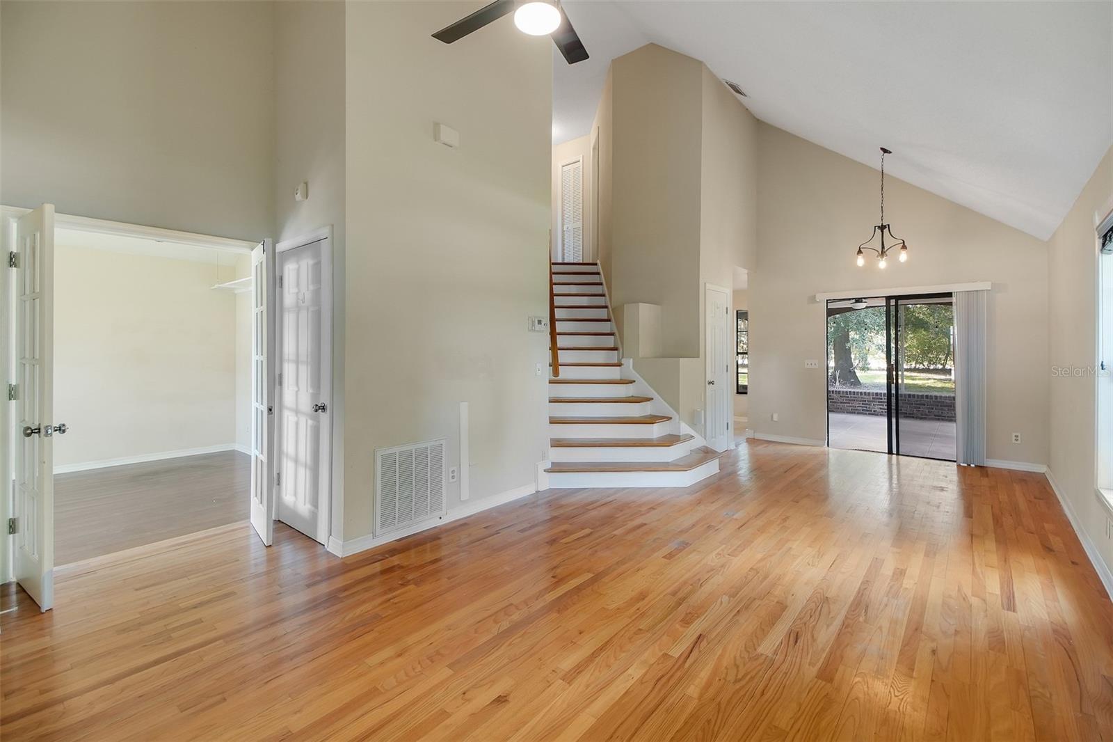 COUNTRY CREEK SOUTHRIDGE AT - Residential