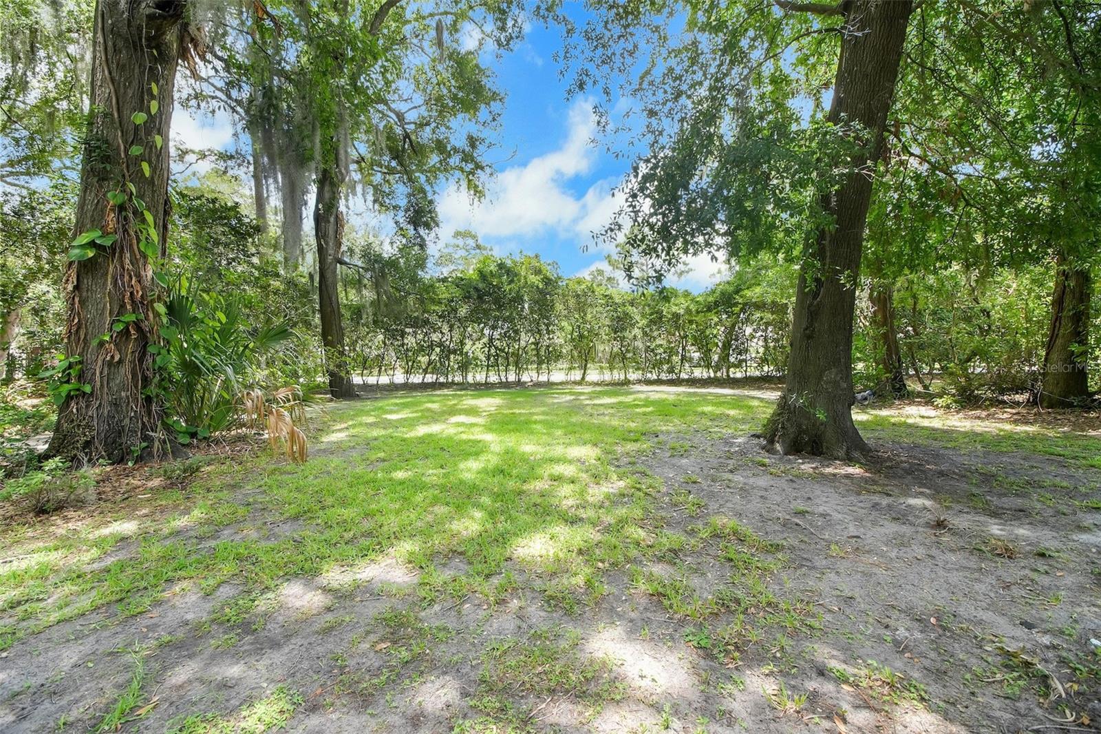 COUNTRY CREEK SOUTHRIDGE AT - Residential
