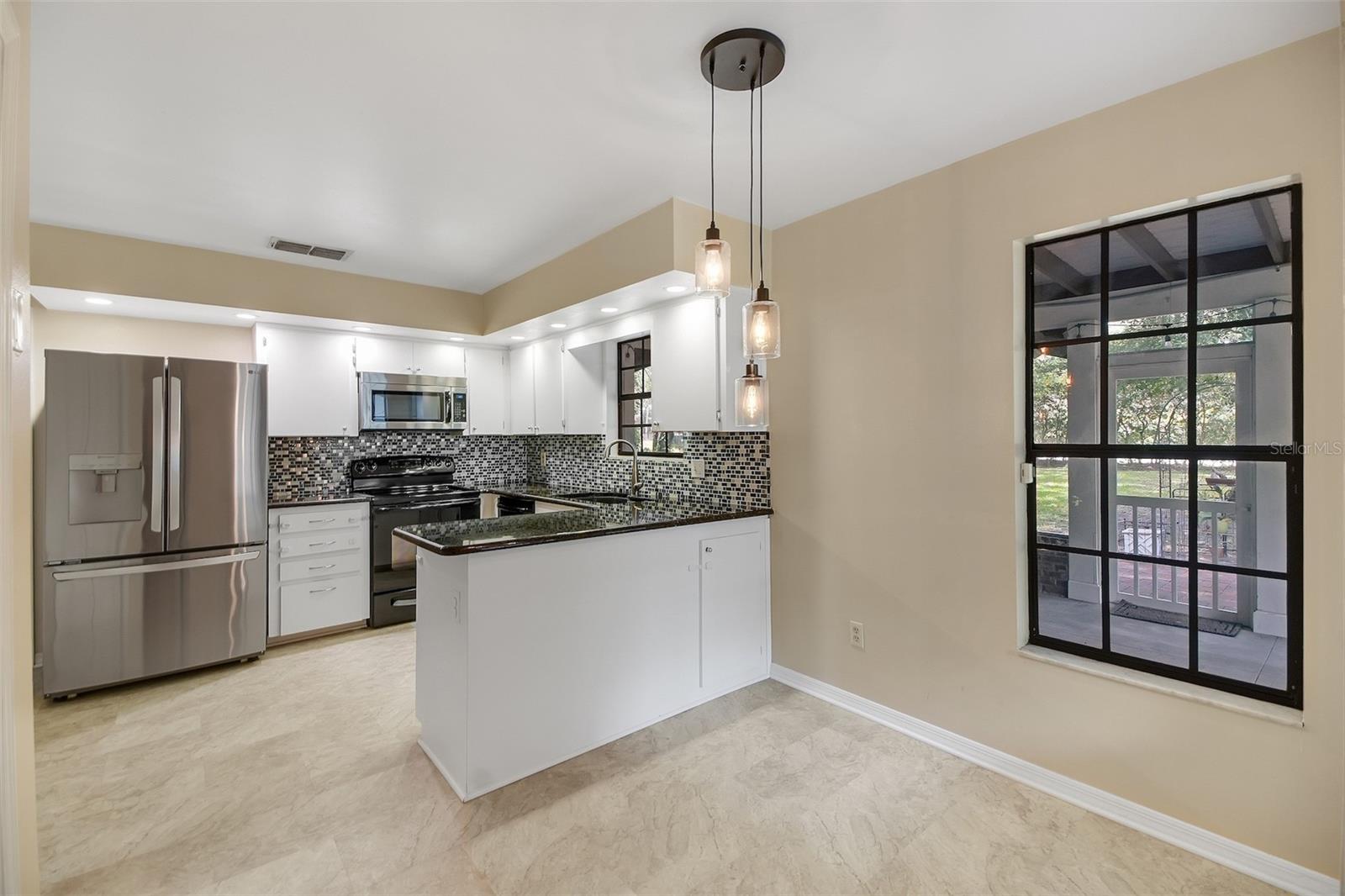 COUNTRY CREEK SOUTHRIDGE AT - Residential