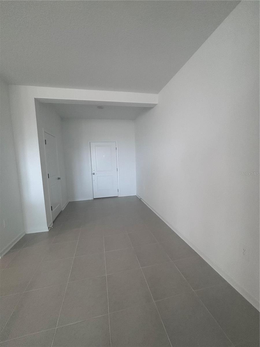 BRENTWOOD TH - Residential Lease