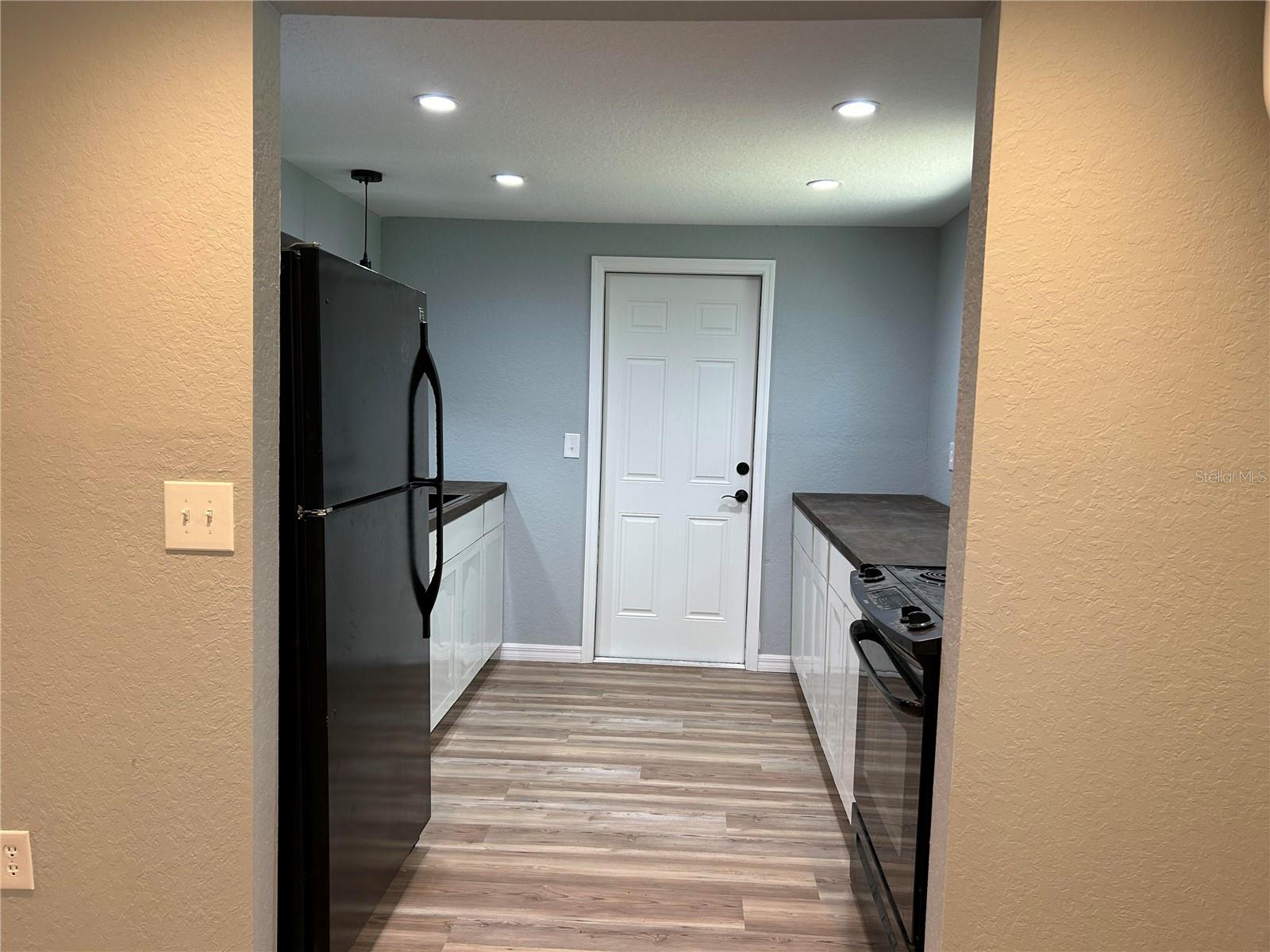 NO SUBDIVISION - Residential