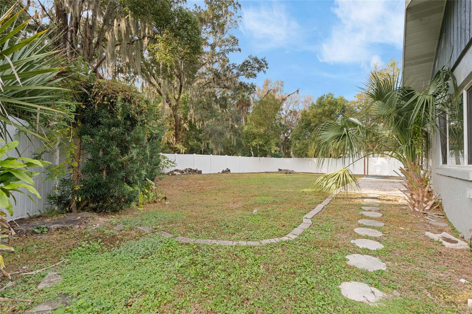 VILLAGE PICARDY - Residential