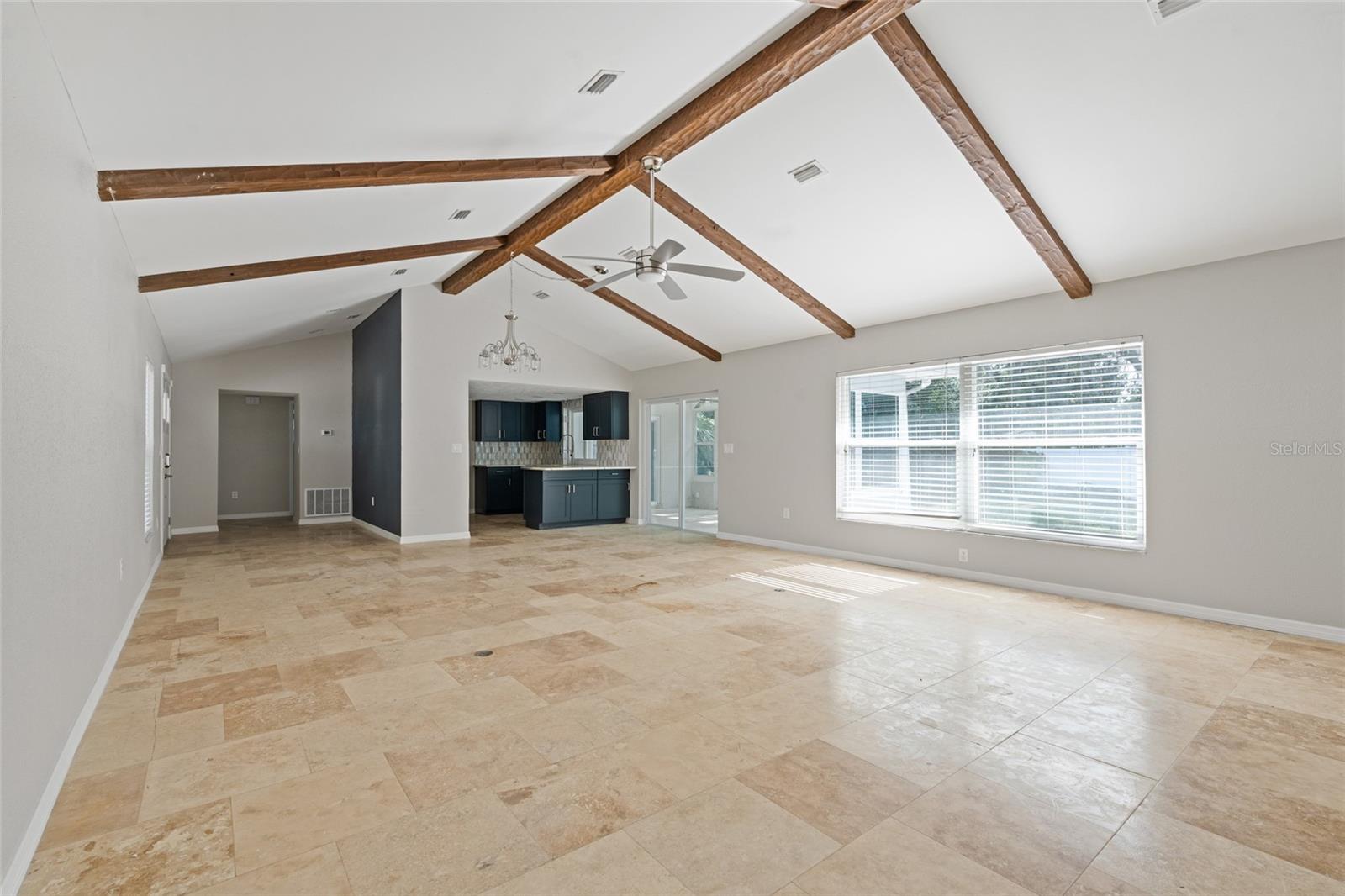 VILLAGE PICARDY - Residential