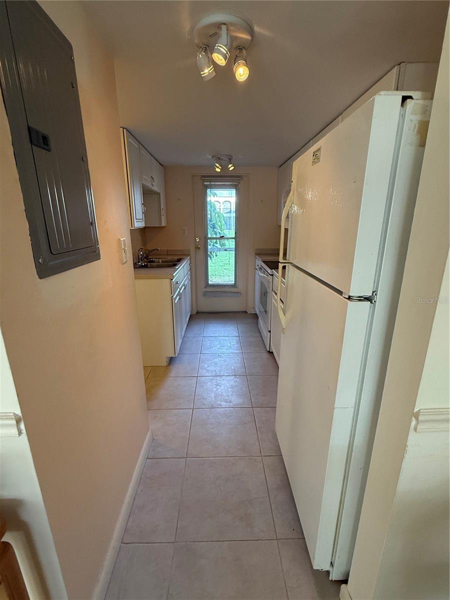 BOULEVARD CLUB THE CONDO - Residential