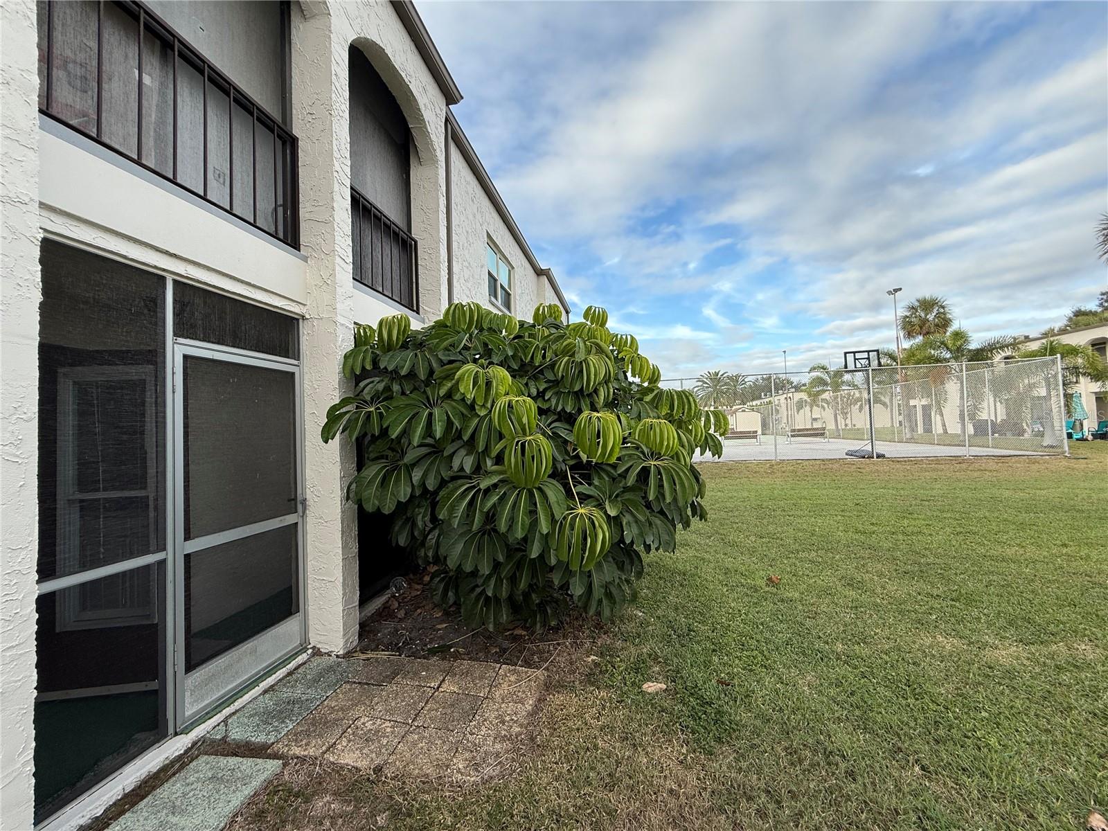 BOULEVARD CLUB THE CONDO - Residential