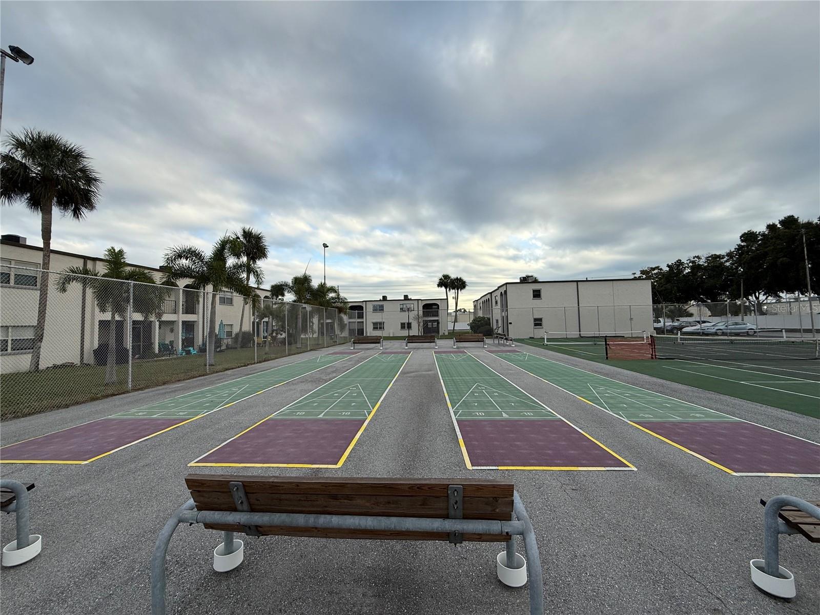 BOULEVARD CLUB THE CONDO - Residential