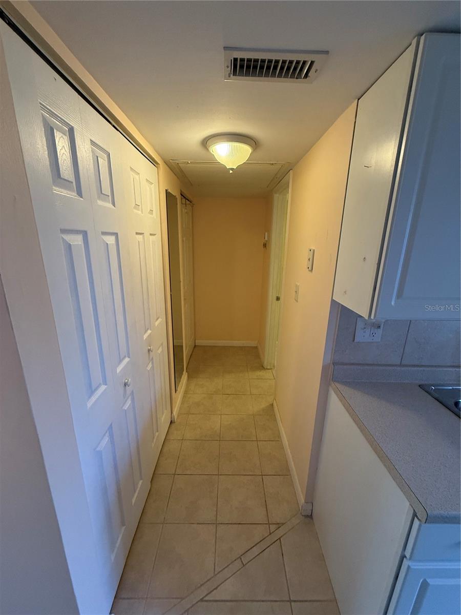 BOULEVARD CLUB THE CONDO - Residential