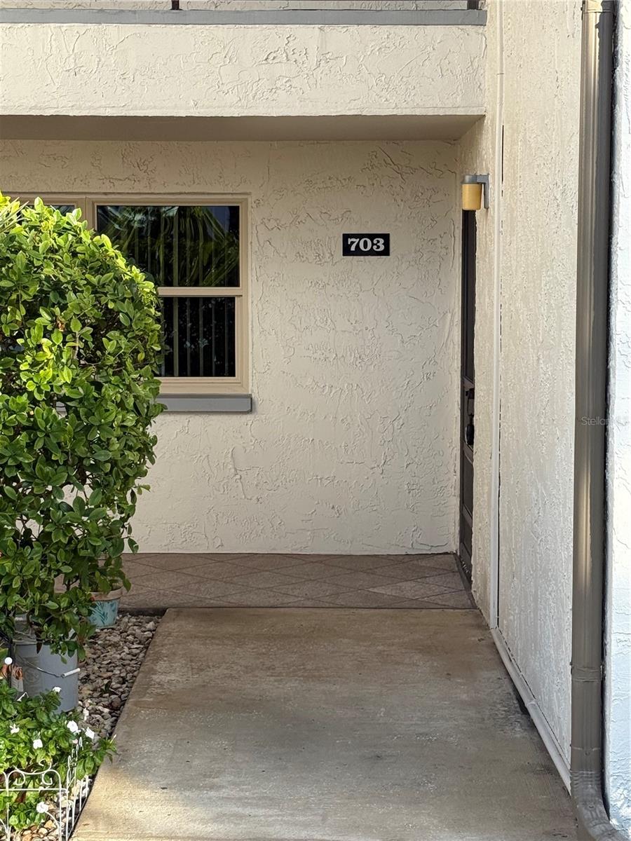 BOULEVARD CLUB THE CONDO - Residential