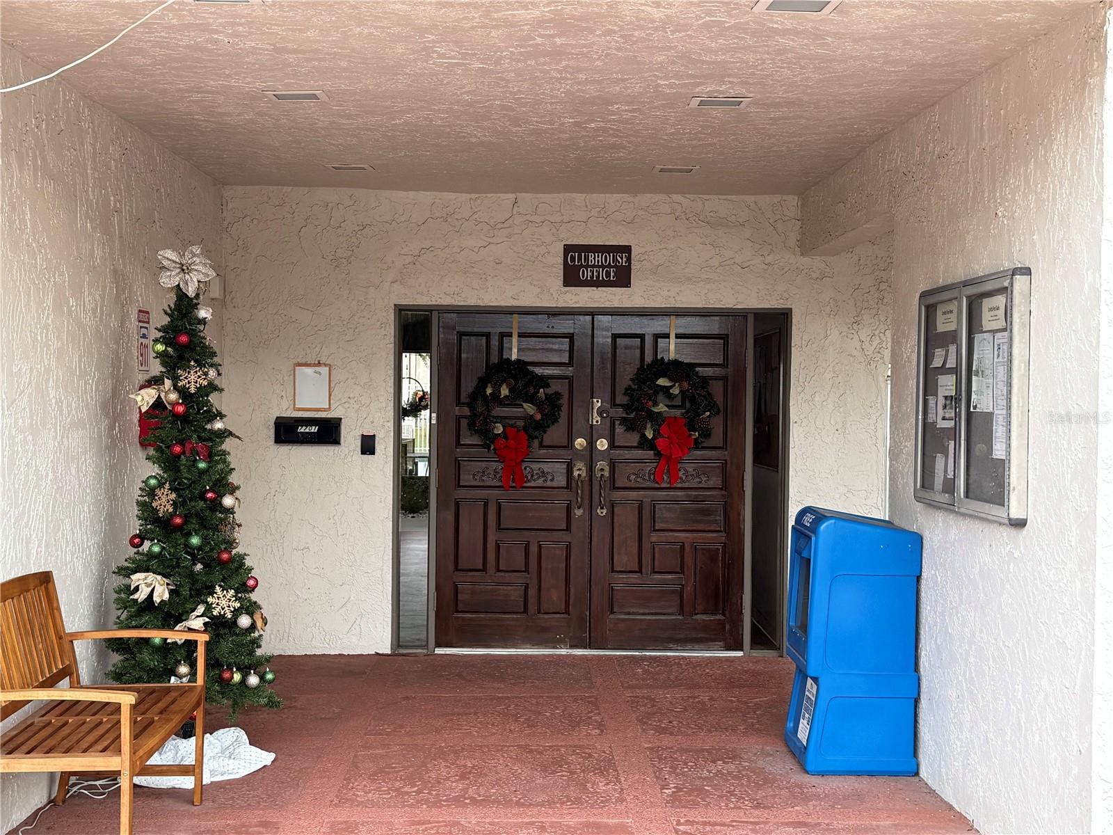 BOULEVARD CLUB THE CONDO - Residential