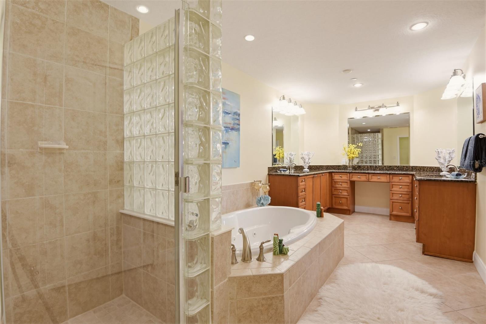 BELLA VISTA CONDO - Residential