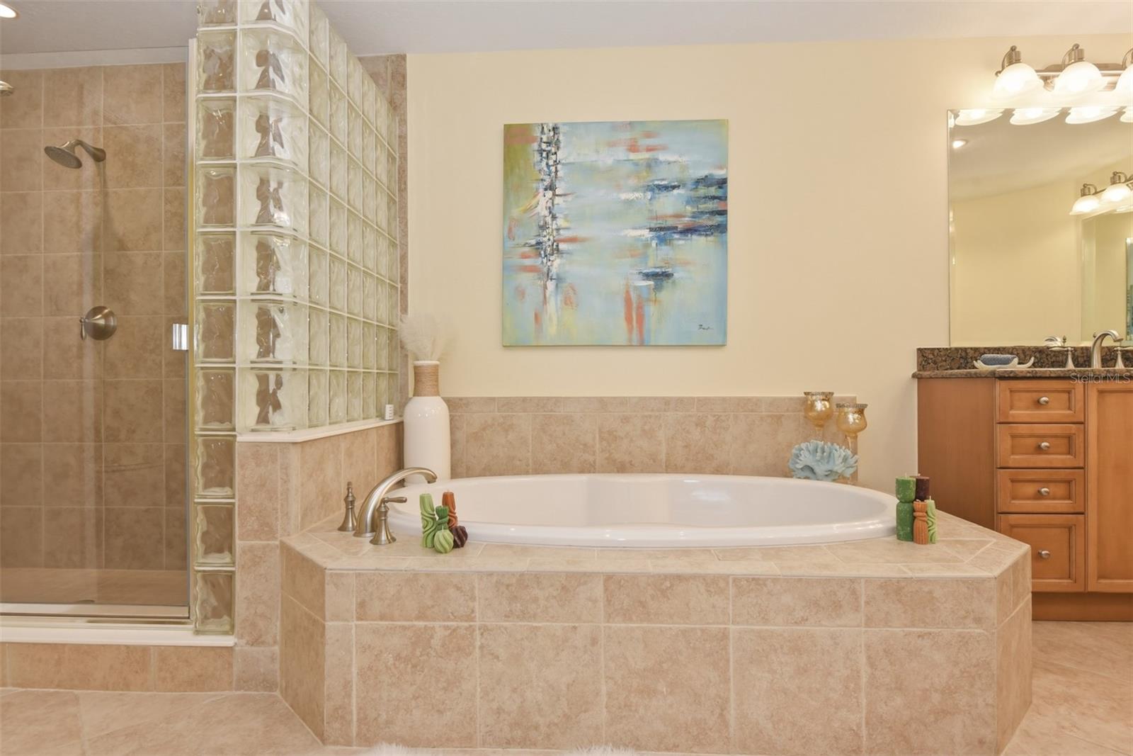 BELLA VISTA CONDO - Residential