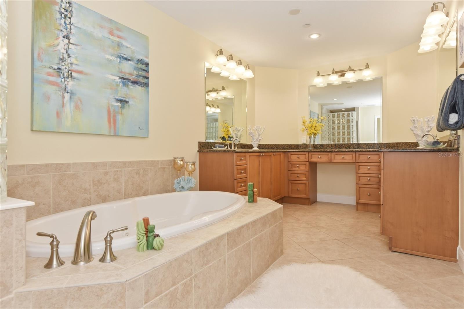 BELLA VISTA CONDO - Residential