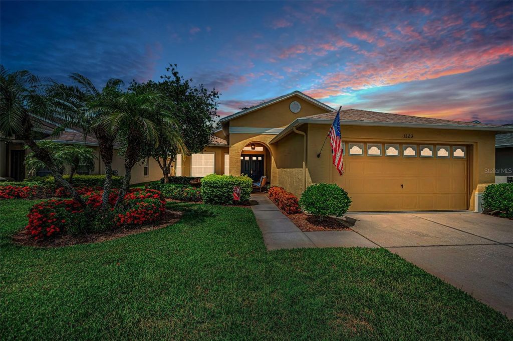 Photo of 1323 Winding Willow Drive, Trinity, FL 34655 (MLS # W7887574)