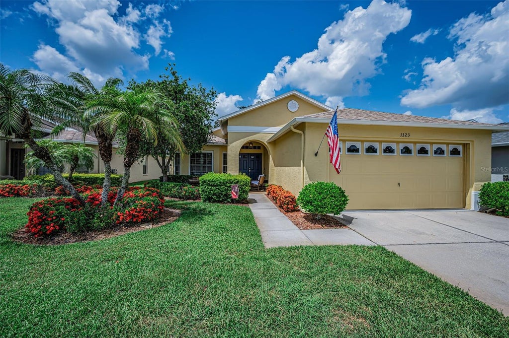 Photo of 1323 Winding Willow Drive, Trinity, FL 34655 (MLS # W7887574)