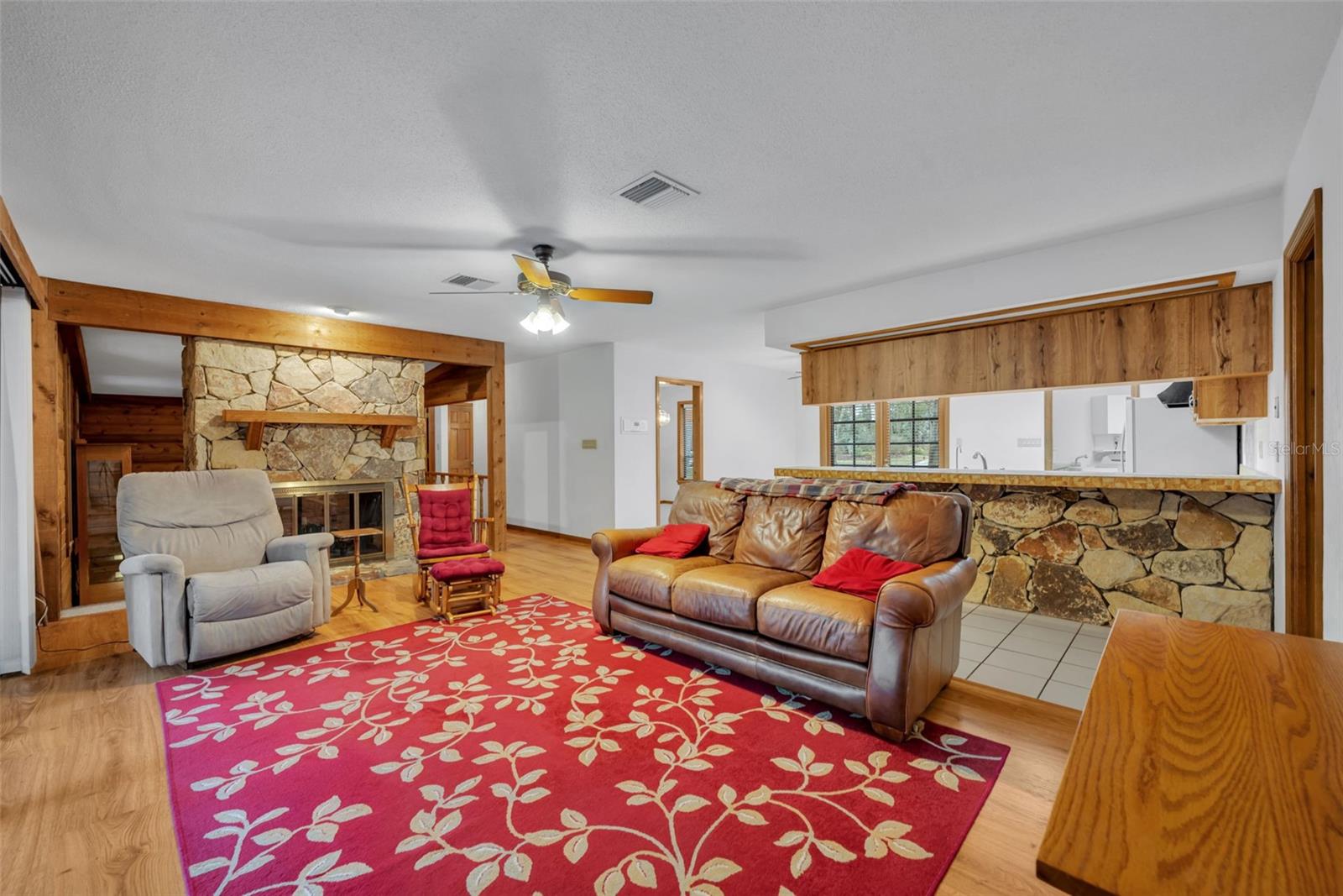 SHADOW LAKE WOODS - Residential