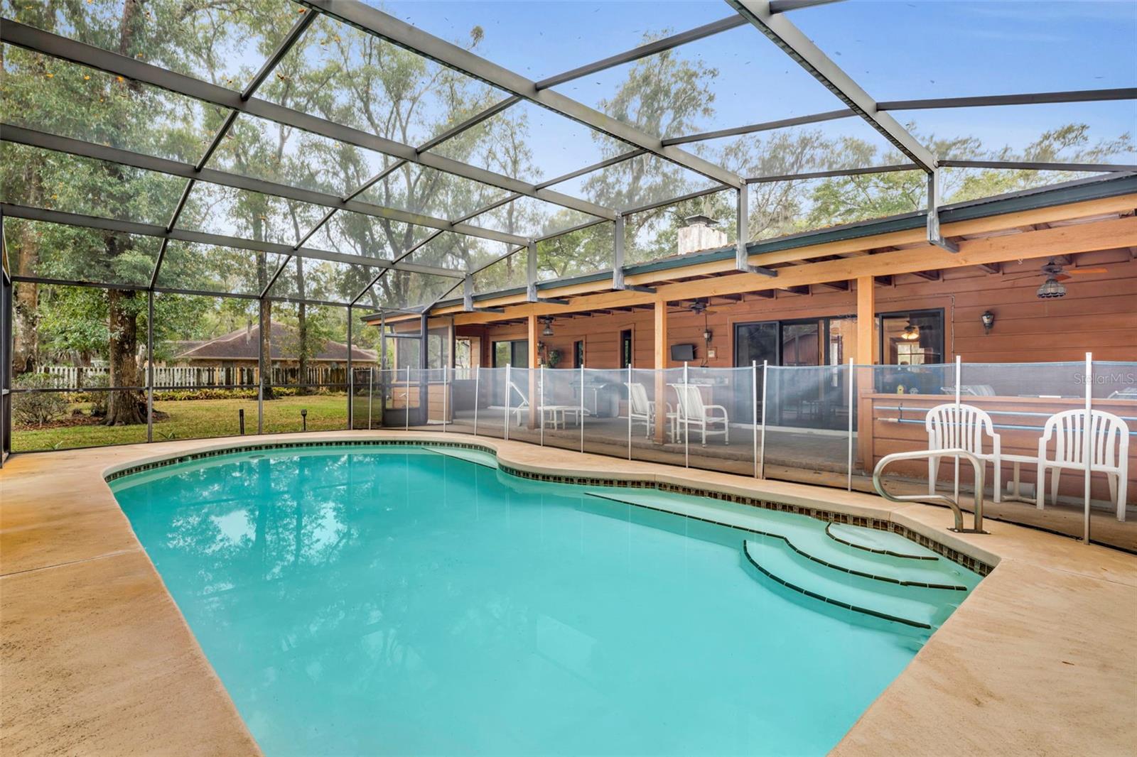 SHADOW LAKE WOODS - Residential