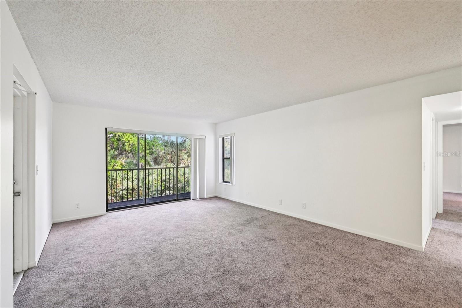 1575 SW SILVER PINE WAY F2