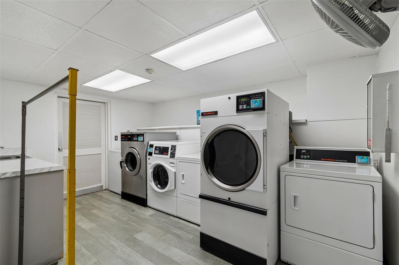 BAYSHORE TRACE CONDO - Residential