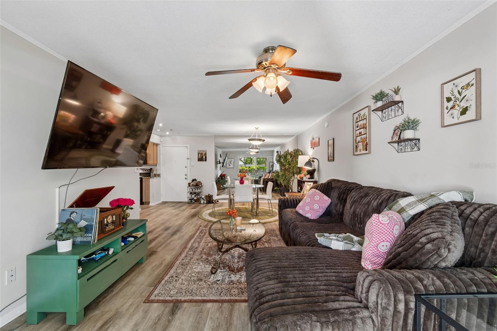 BAYSHORE TRACE CONDO - Residential