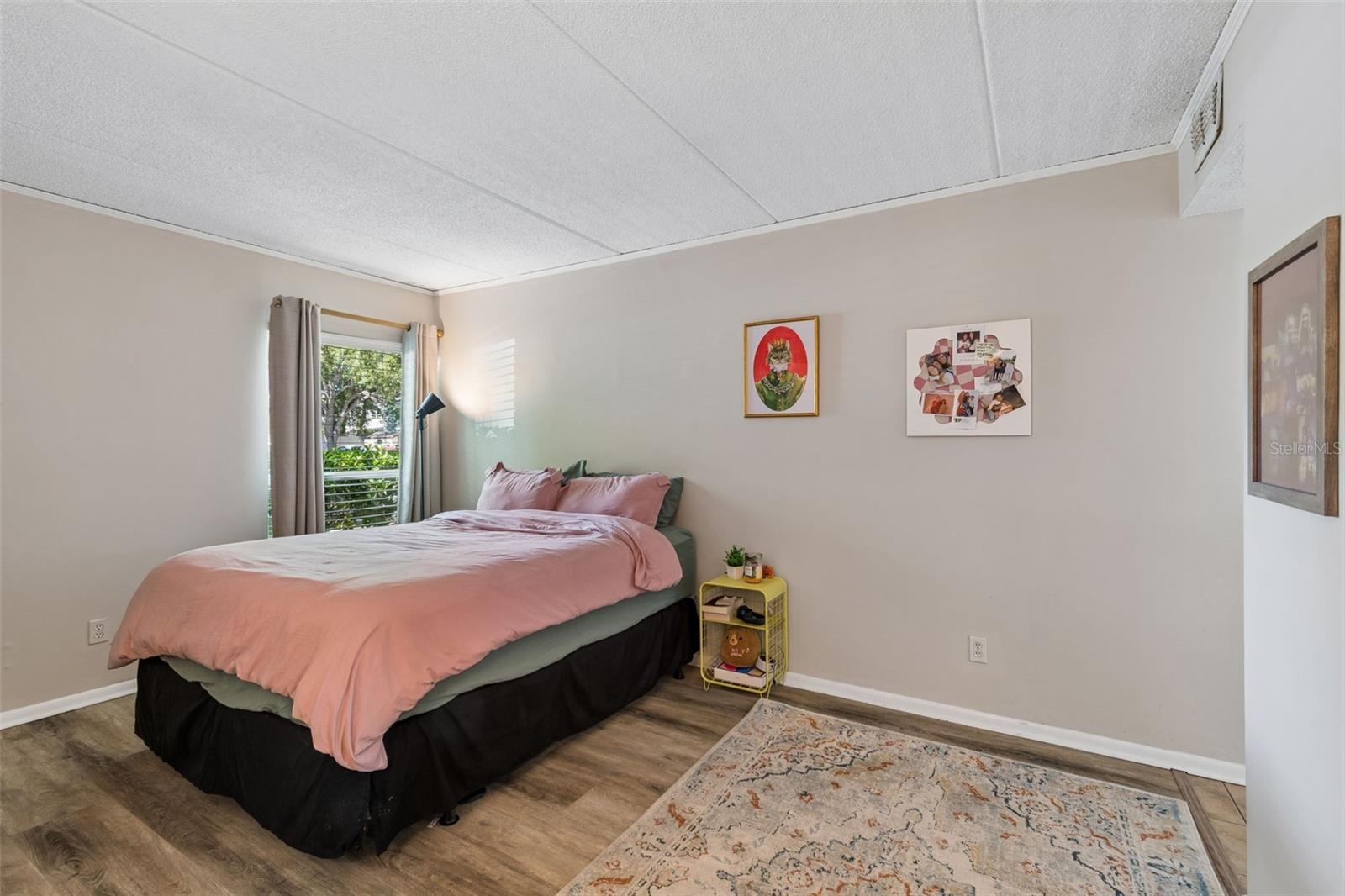 BAYSHORE TRACE CONDO - Residential