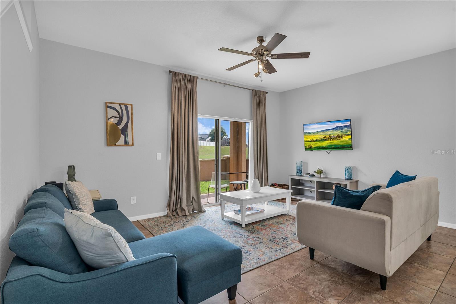 457 LA MIRAGE STREET