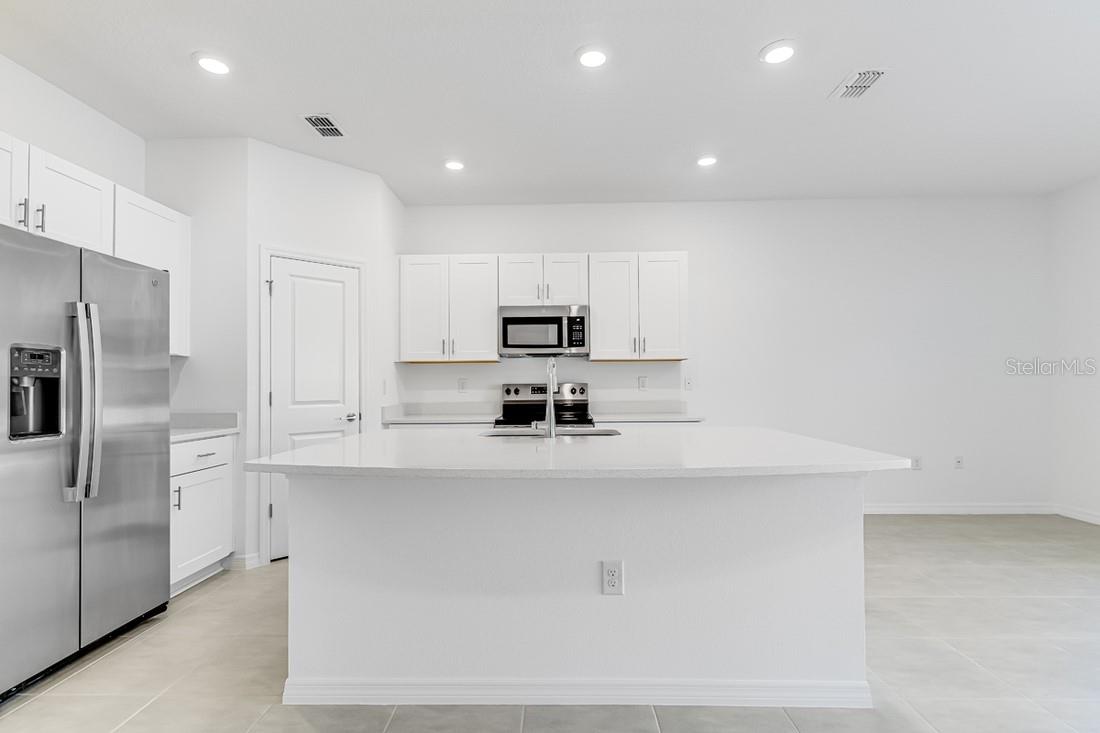 181 RIVER FRONT WAY