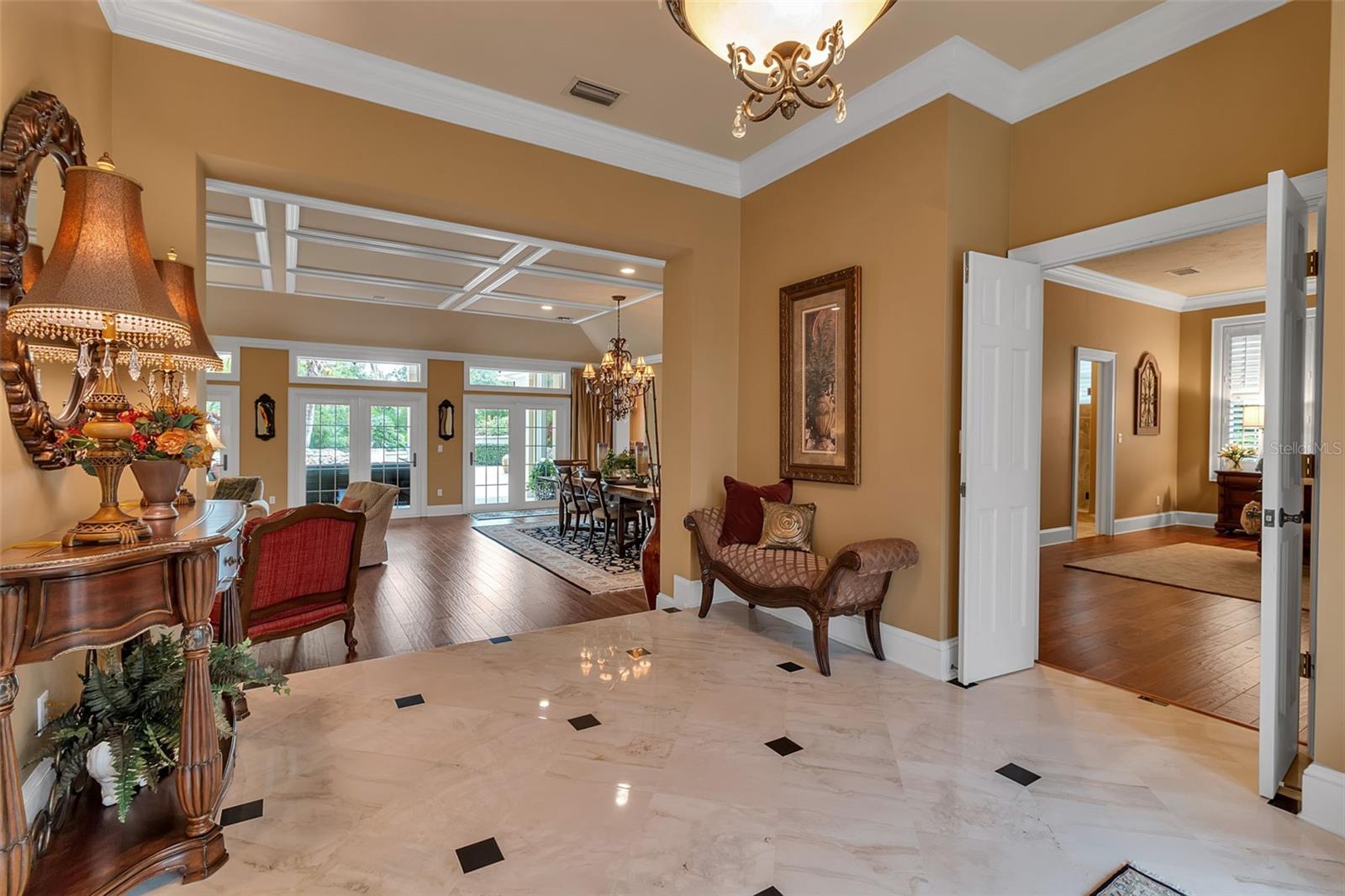 THE OAKS BAYSIDE - Residential