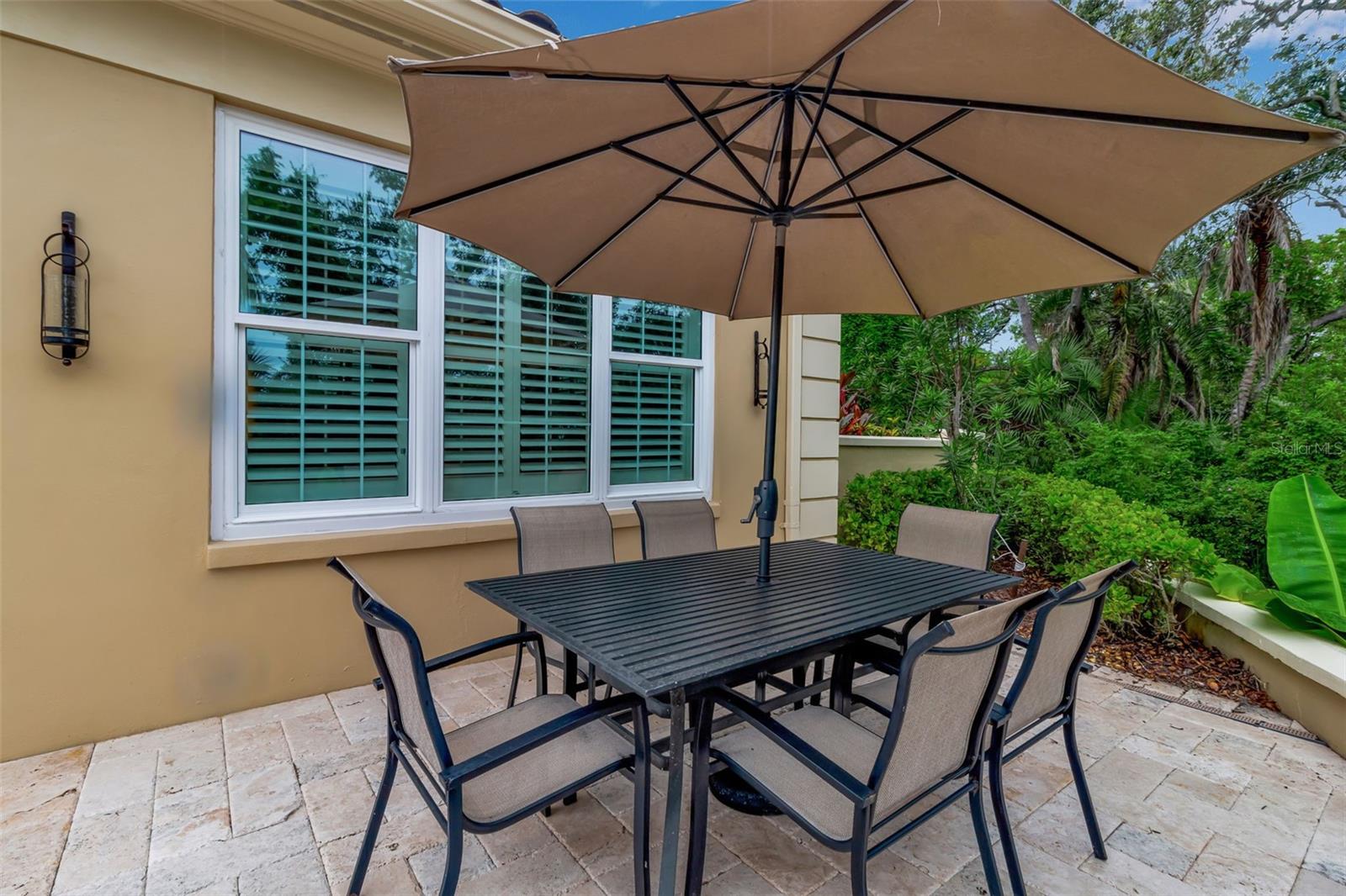 THE OAKS BAYSIDE - Residential
