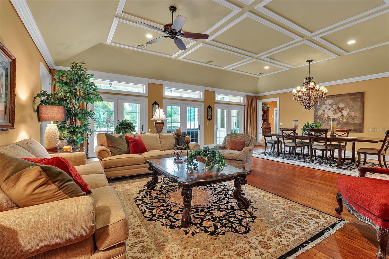 THE OAKS BAYSIDE - Residential
