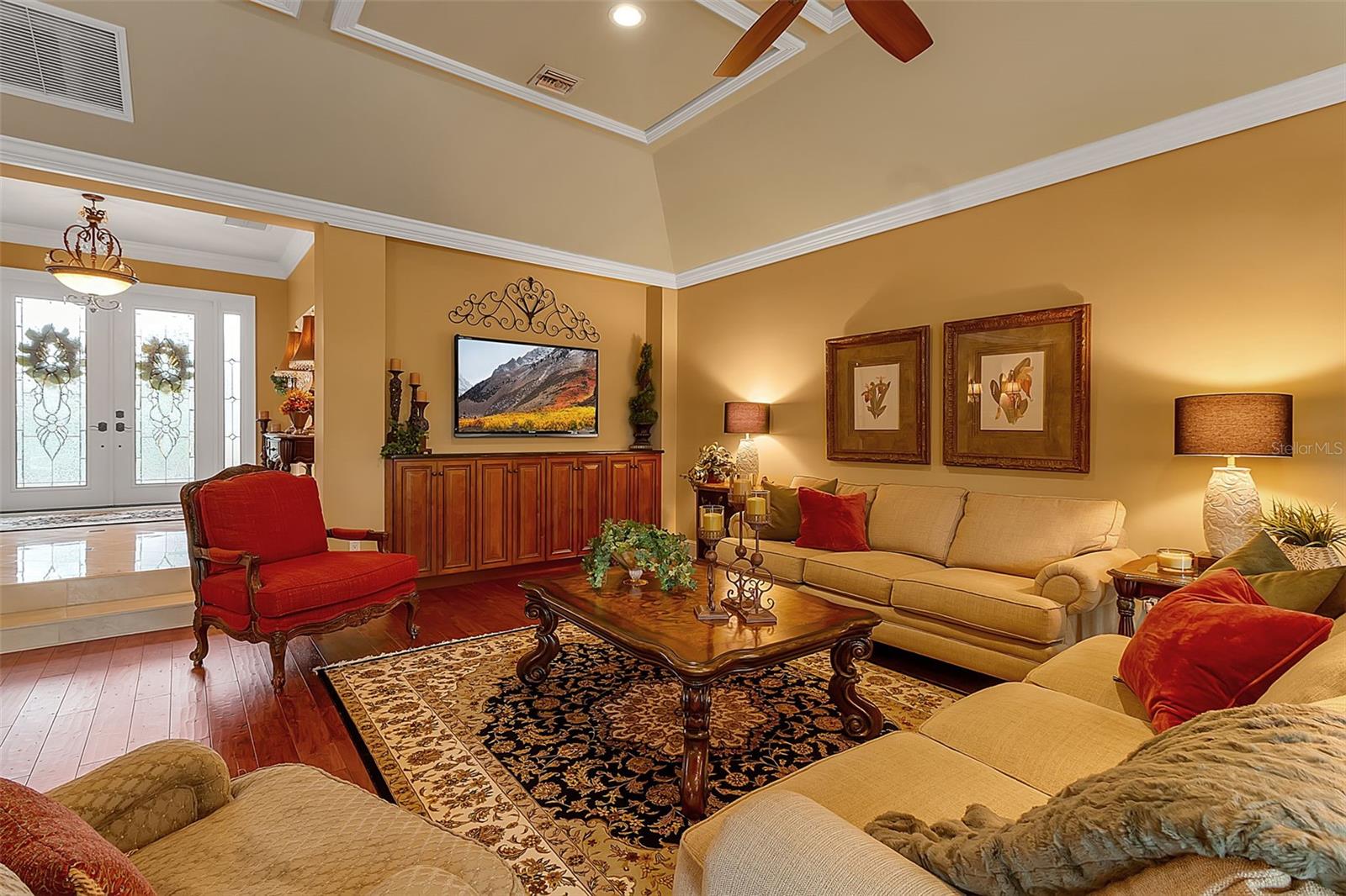 THE OAKS BAYSIDE - Residential