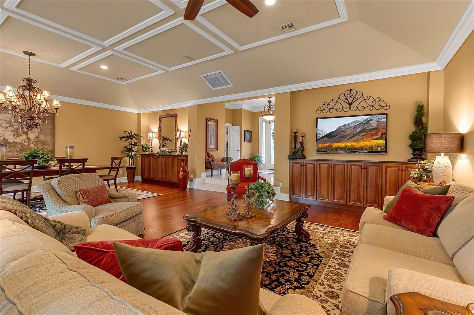 THE OAKS BAYSIDE - Residential