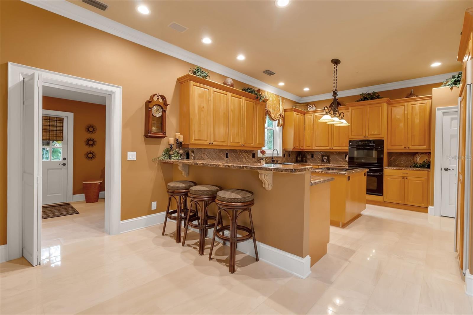 THE OAKS BAYSIDE - Residential