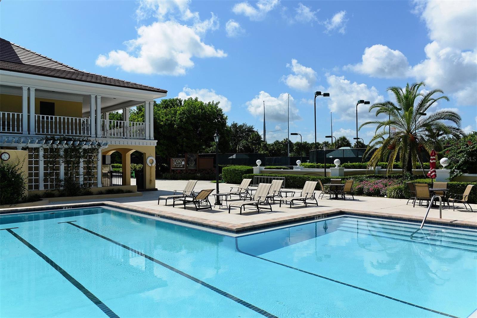 THE OAKS BAYSIDE - Residential
