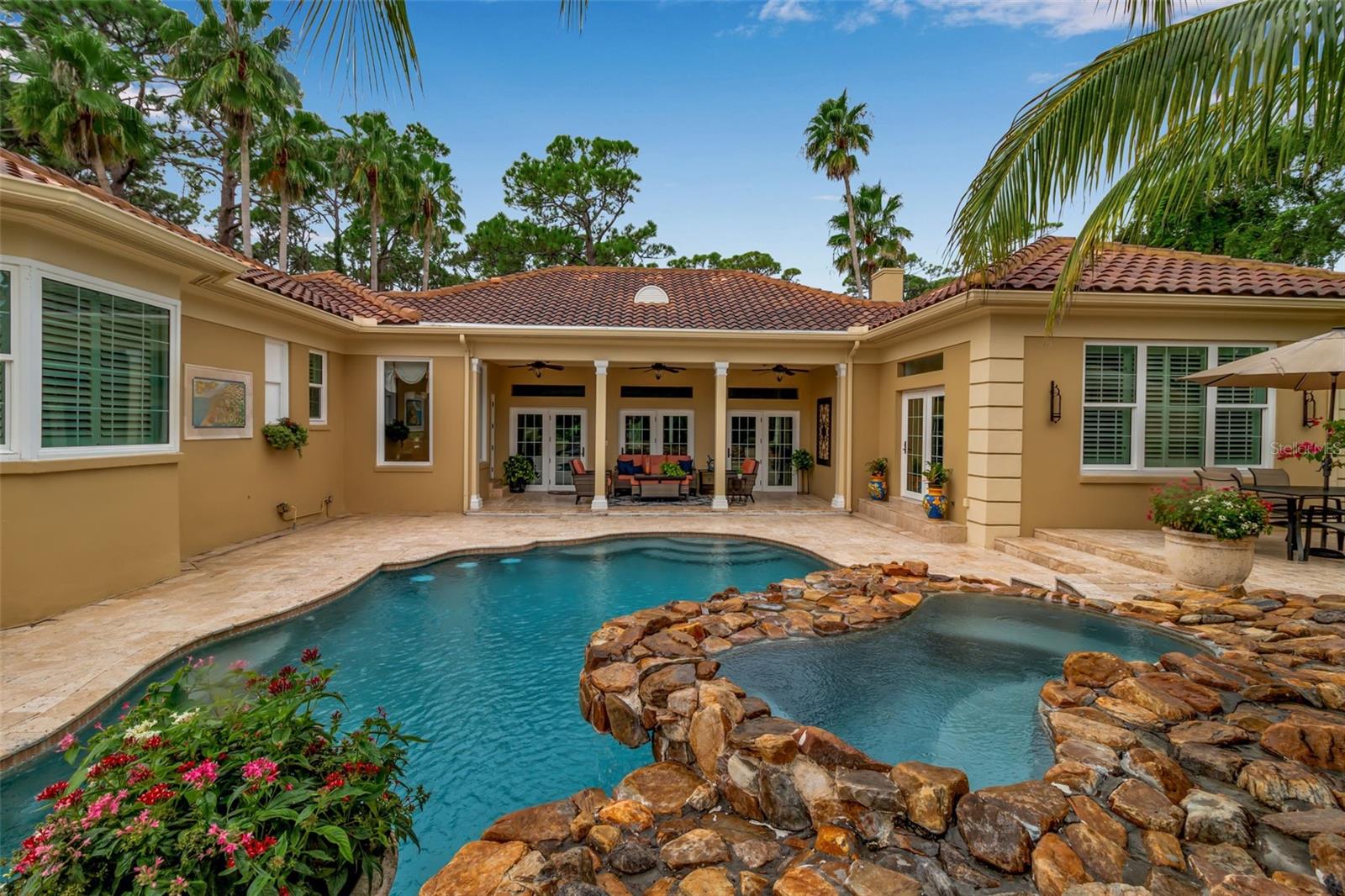 THE OAKS BAYSIDE - Residential