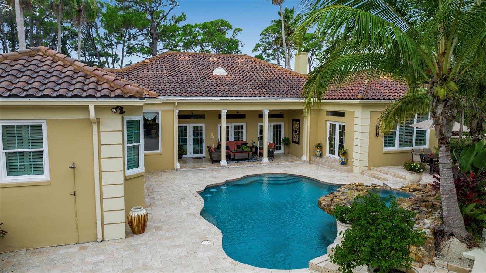 THE OAKS BAYSIDE - Residential