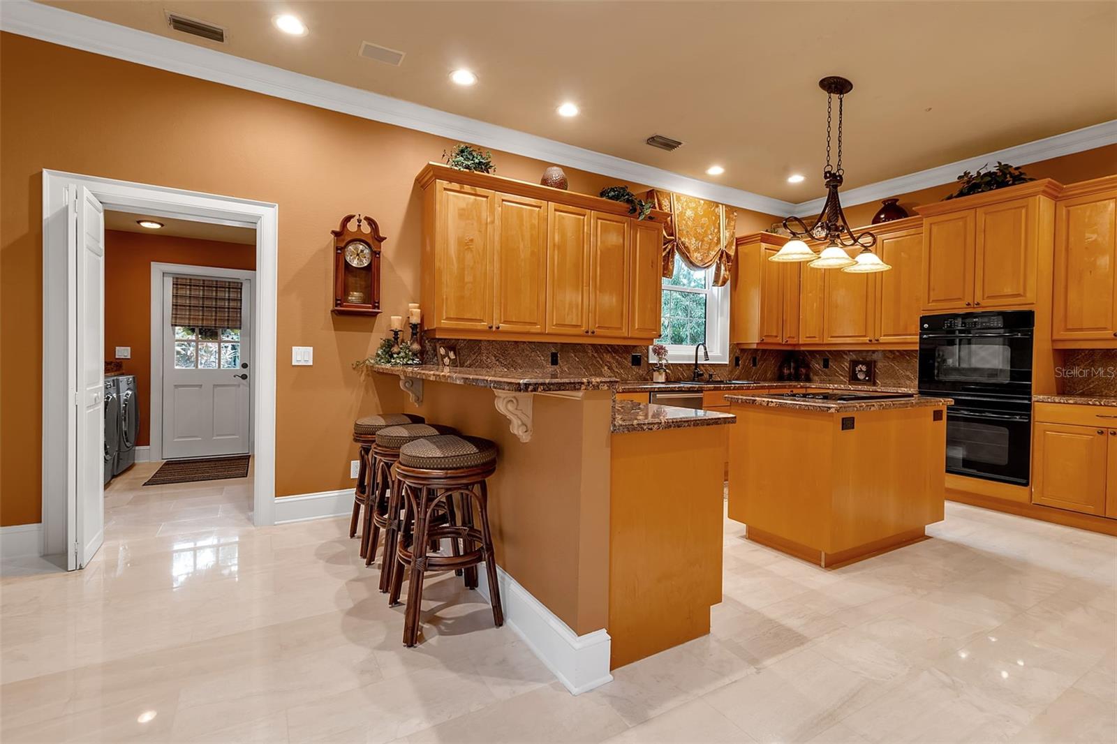 THE OAKS BAYSIDE - Residential
