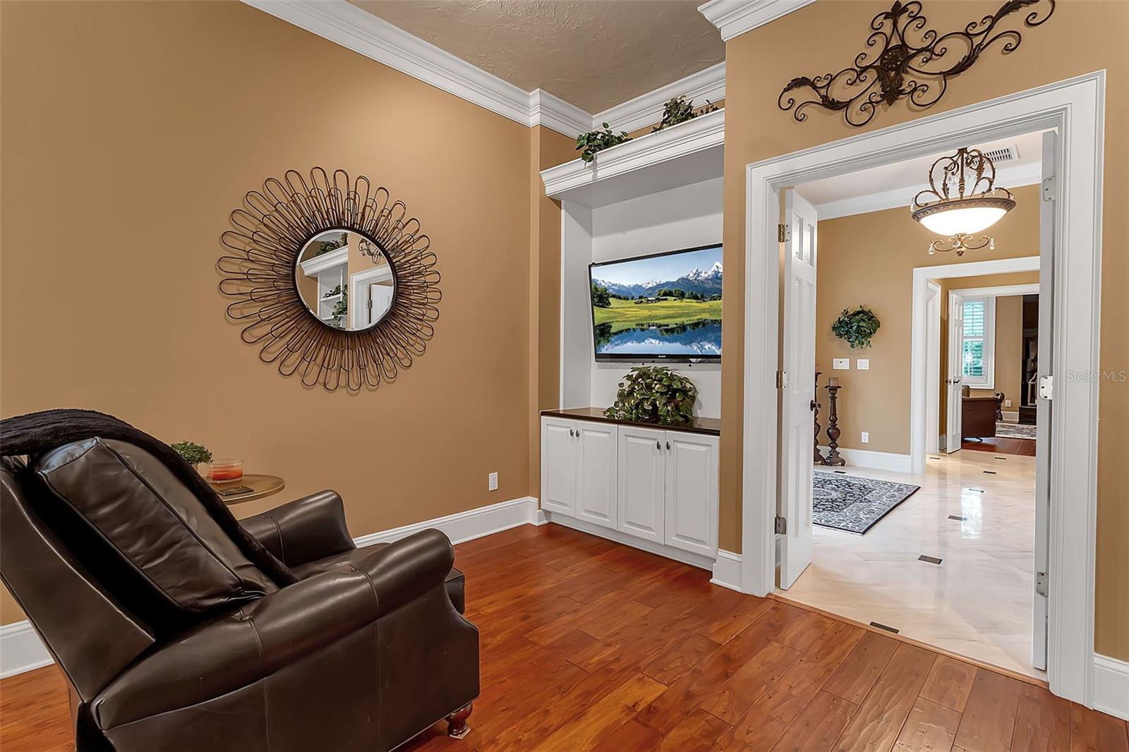 THE OAKS BAYSIDE - Residential