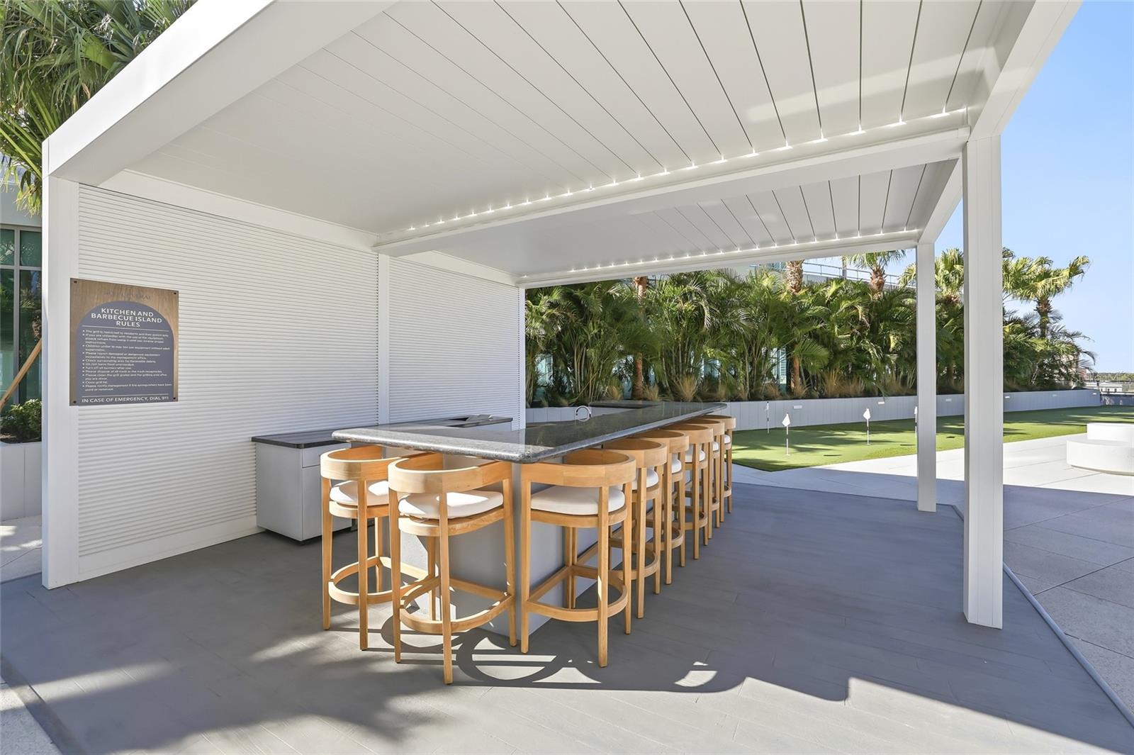 400 CENTRAL - Residential Lease