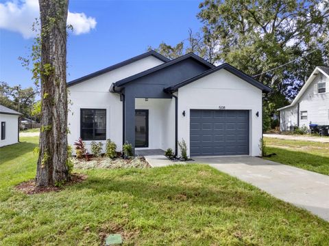 A home in APOPKA