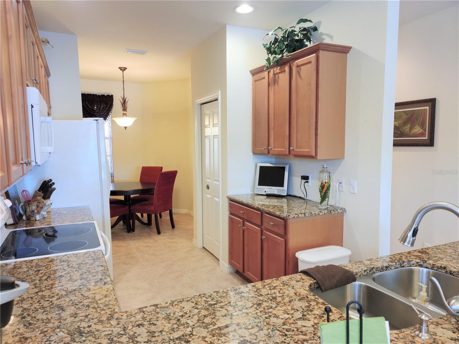 STONEYBROOK AT VENICE - Residential Lease