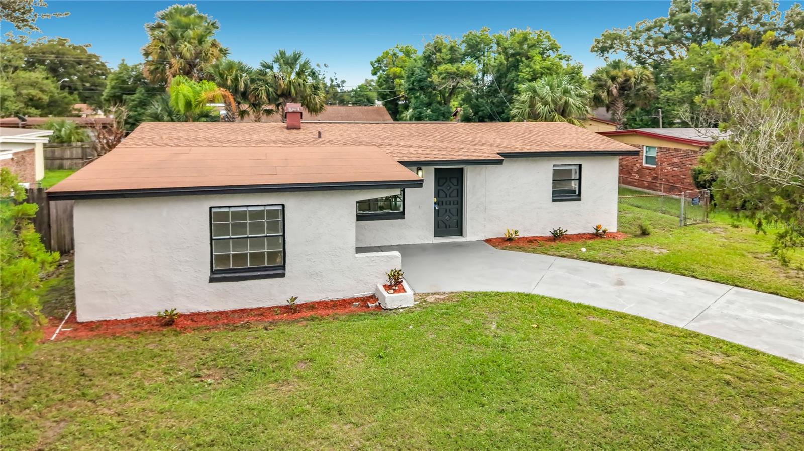 113 BOB THOMAS CIRCLE