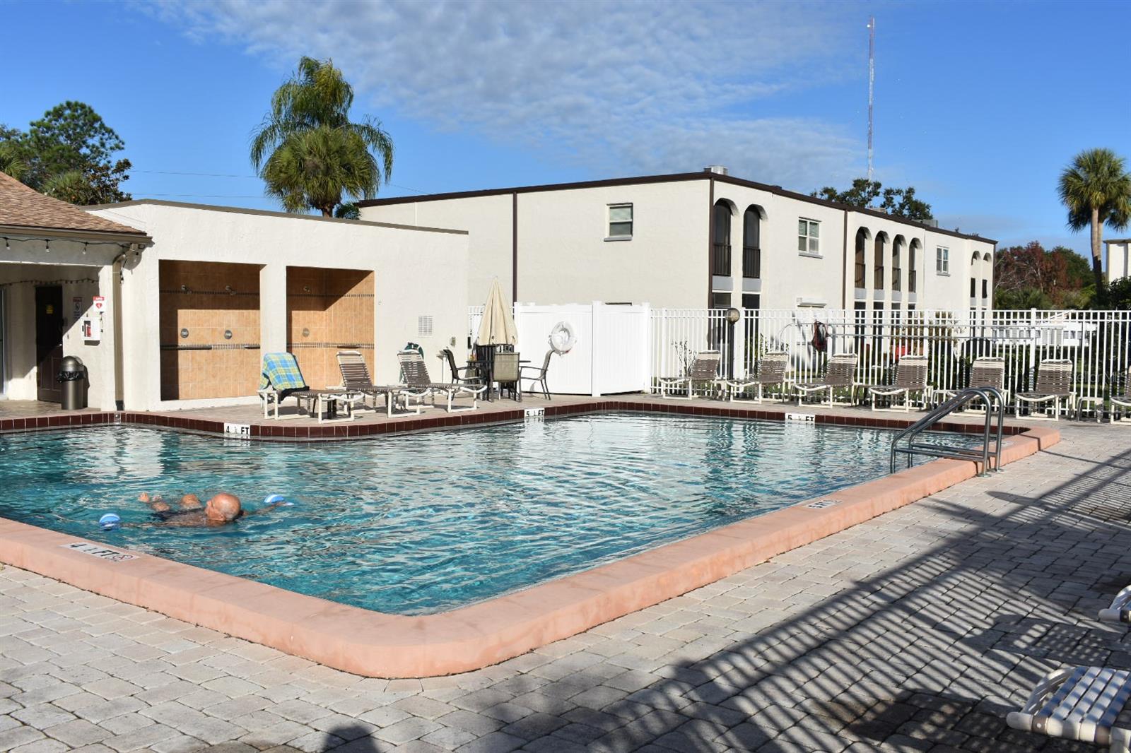 BOULEVARD CLUB THE CONDO - Residential