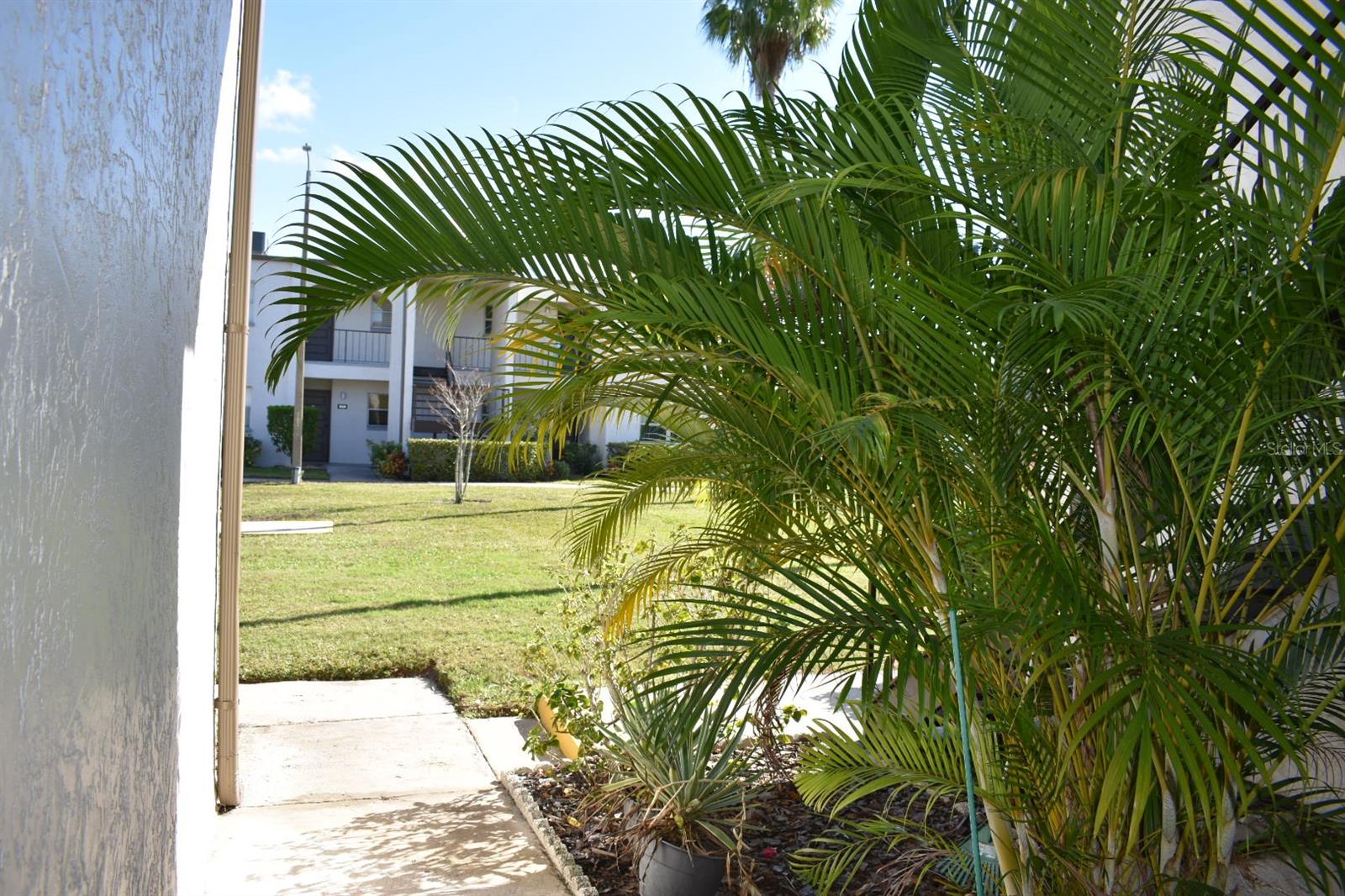 BOULEVARD CLUB THE CONDO - Residential