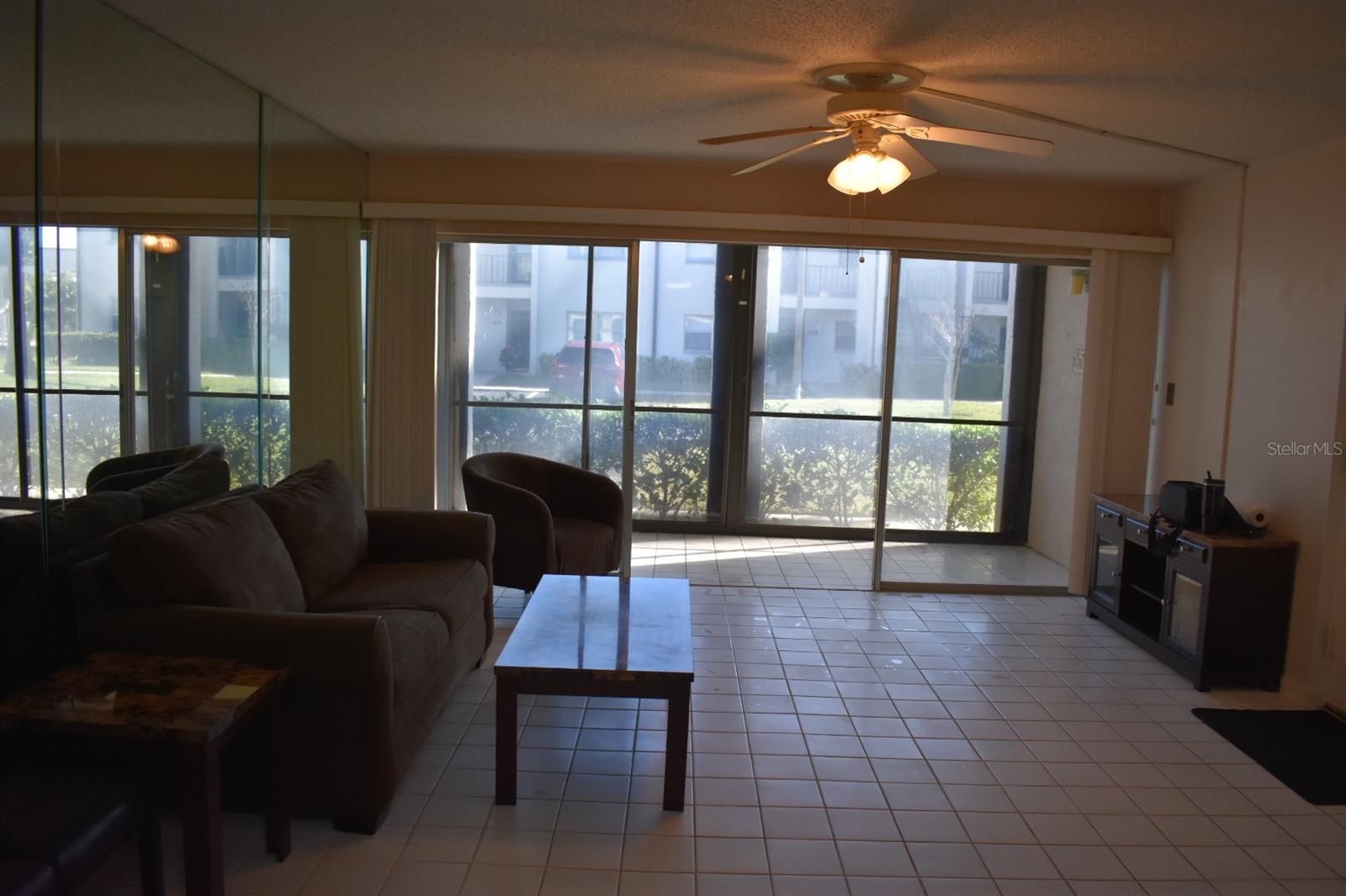 BOULEVARD CLUB THE CONDO - Residential